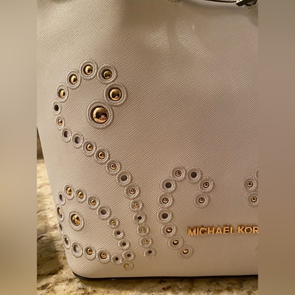 MICHAEL KORS DESIGNER HANDBAG WITH MATCHING WALLET - Picture 2 of 8